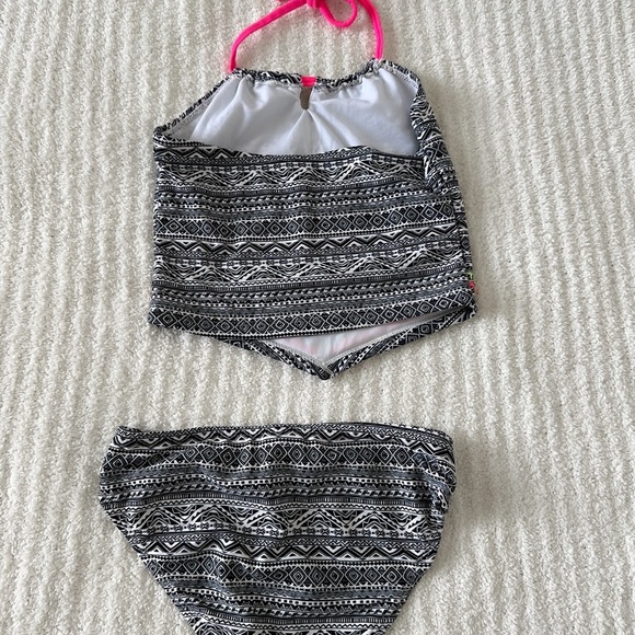 Trendy Black and White Kids Swim Set - Picture 4 of 6